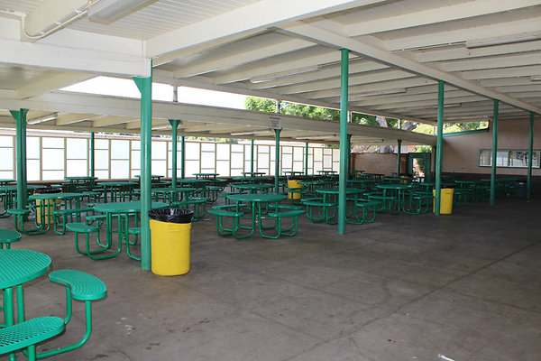 Cafeteria-Outdoor Eating Area-6