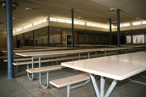 Cafeteria-Outdoor Eating Area-1 Cafeteria-Outdoor Eating Area-1