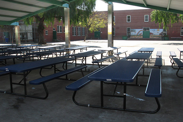 Cafeteria-Outdoor Eating Area-7