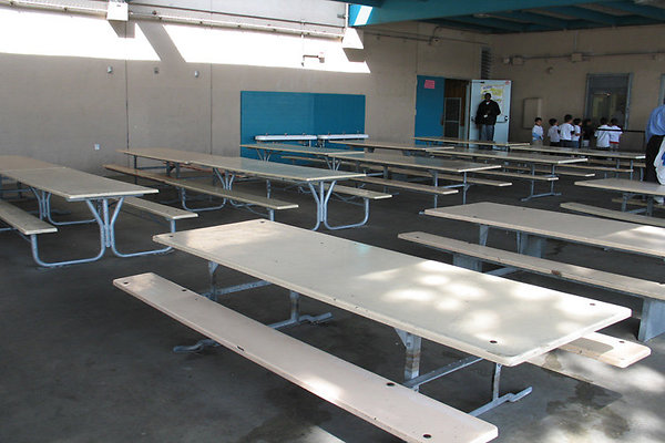 Cafeteria-Outdoor Eating Area-3