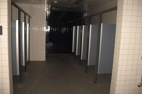 Athletic Facilities-Locker Rooms-7