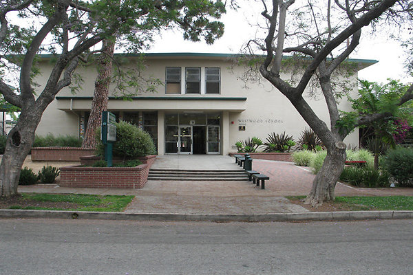 Exterior-Entrance-4 Exterior-Entrance-4