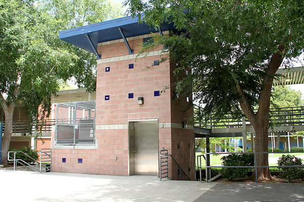 Exterior-Campus-2 Exterior-Campus-2