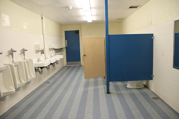 Athletic Facilities-Locker Rooms-11 Athletic Facilities-Locker Rooms-11