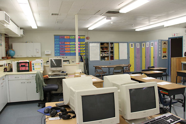 Classrooms-Standard Room-18 Classrooms-Standard Room-18