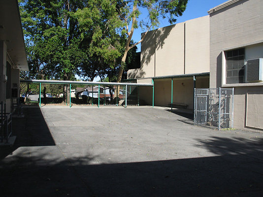 Exterior-Campus-3 Exterior-Campus-3