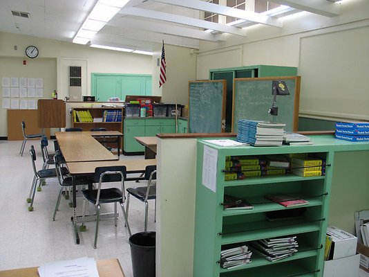 Classrooms-Science Room-1 Classrooms-Science Room-1
