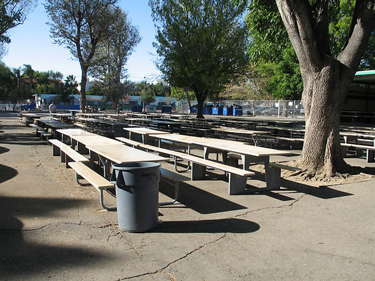 Cafeteria-Outdoor Eating Area-2 Cafeteria-Outdoor Eating Area-2